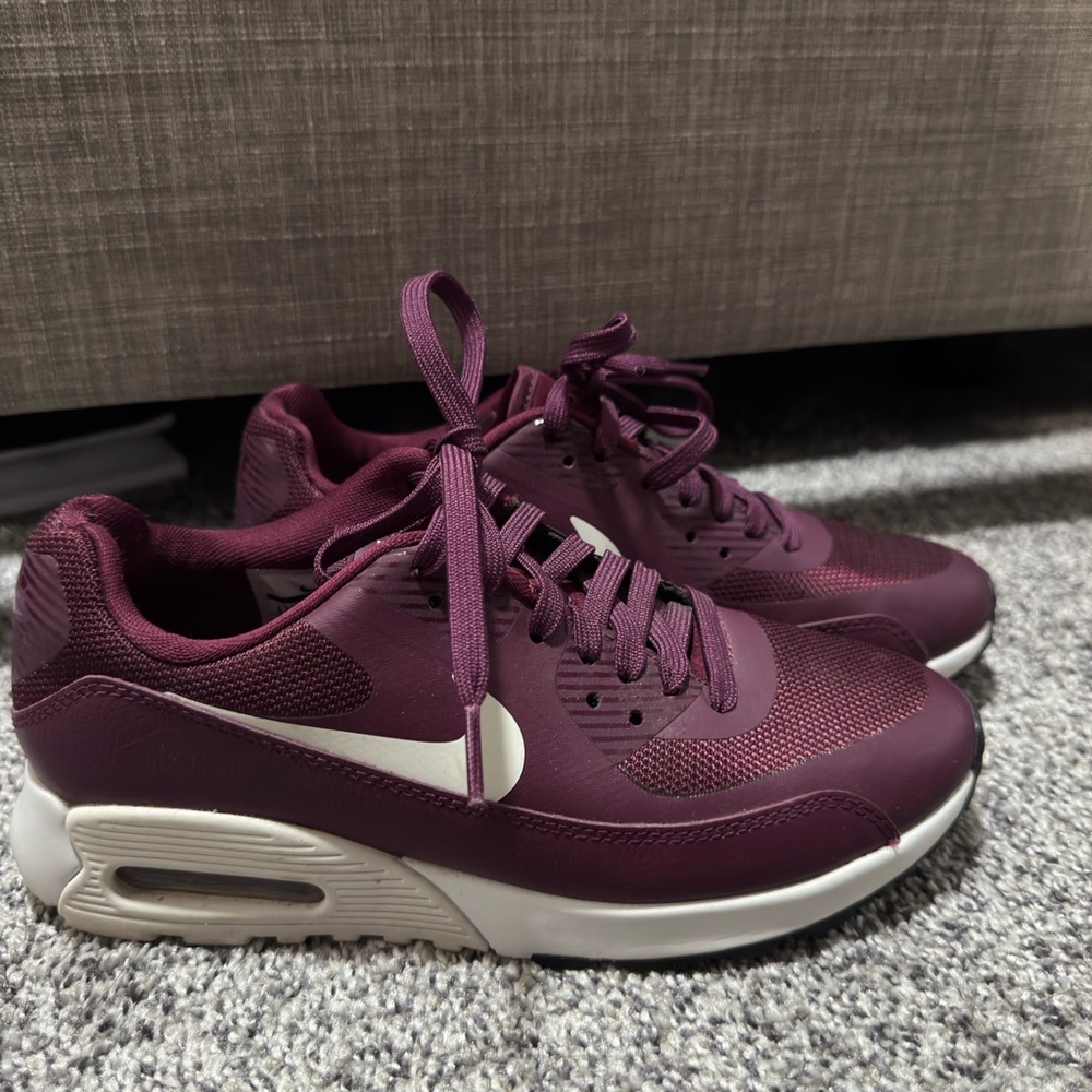 Women's Burgundy Sneakers
